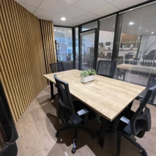 Bureau privé 11 m² 4 postes Coworking Rue du Château d'Eau Bordeaux 33000 - photo 3